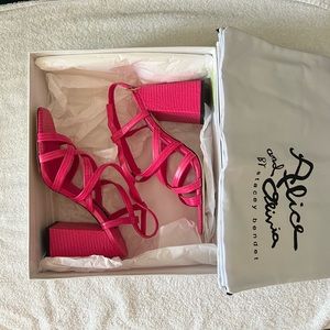 Alice + Olivia block heel sandal